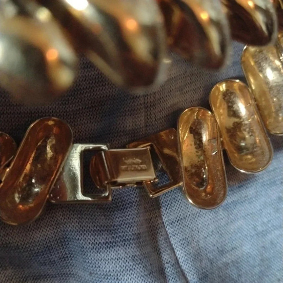 Napier Ladies Bracelet - Picture 2 of 3